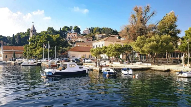 Panoramski razgled grada Dubrovačke rivijere