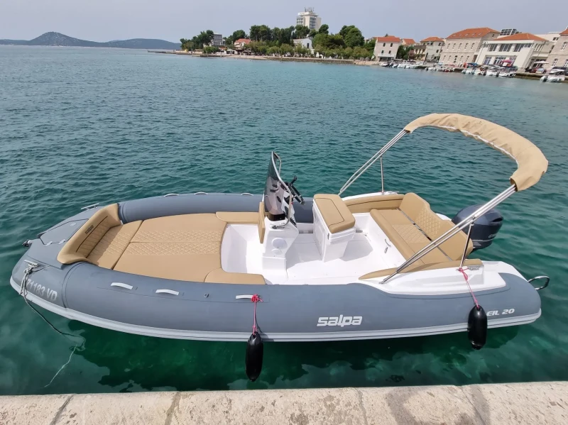 Vodice dnevni najam broda Salpa Soleil 20