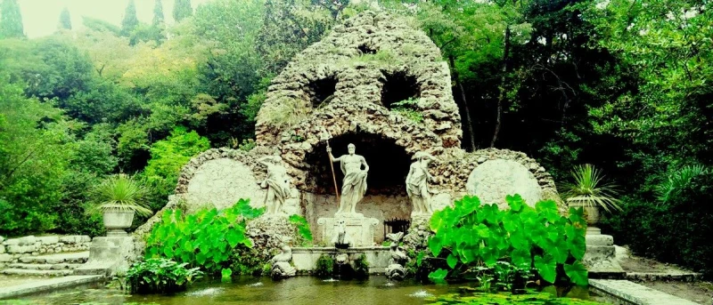 Dubrovnik to Split Day trip with stops in Ston and Trsteno Arboretum