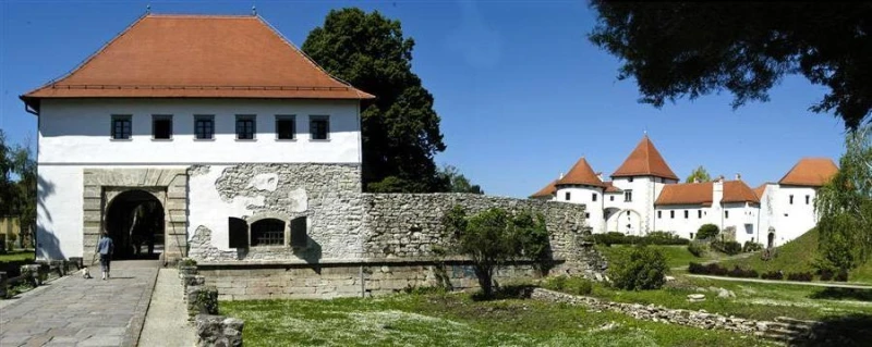 Dnevni izlet iz Zagreba do Varaždina & Trakošćan Dvorac 