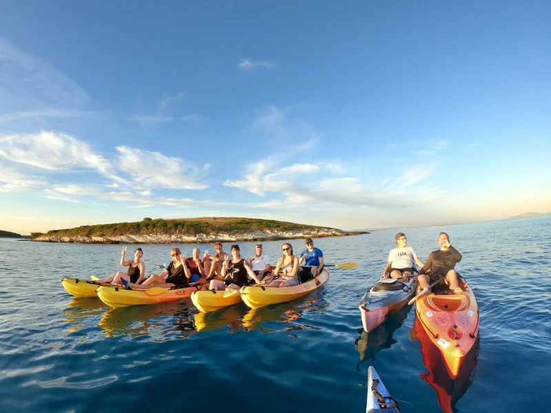 Istra kayak tura sa zalaskom sunca i vinom 