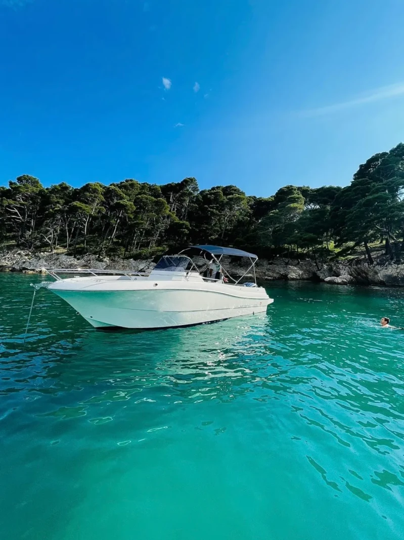 Dubrovnik : Private Elaphiti islands and Blue cave tour