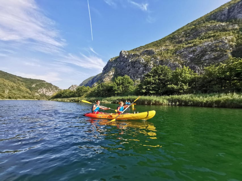 Omiš / Split: 4h Kayaking in Cetina Protected Nature Park Area