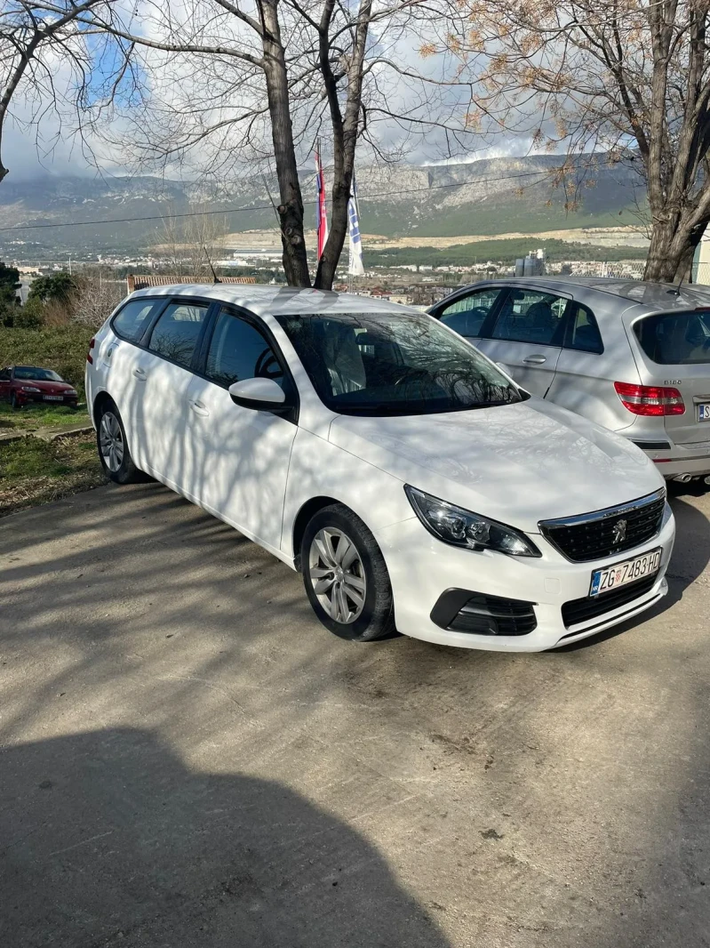 Private 5h tour with car from Split to National Park Krka