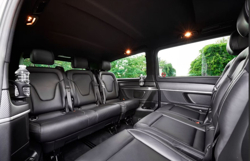 Transfer From or To the Split Airport with Van (Mercedes v class)