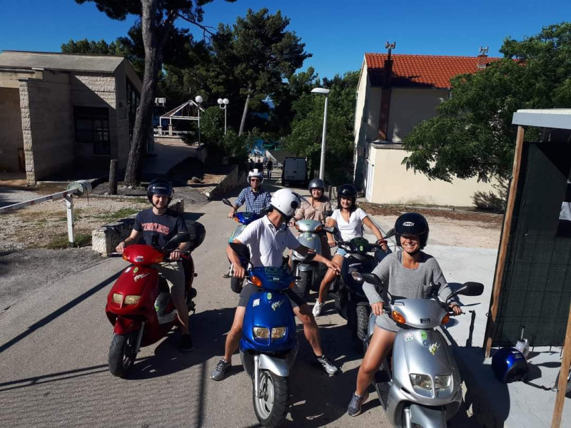 Makarska Rent a Scooter hourly & daily rent