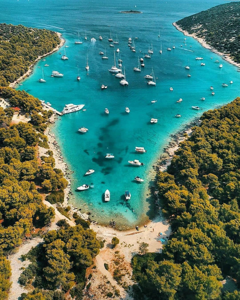 Poludnevni izlet Plava laguna Tijašnica iz Šibenika