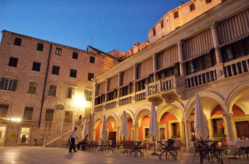 Discover Šibenik - Evening walking tour