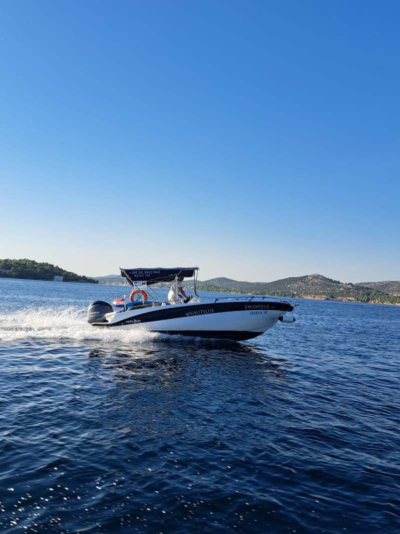 From Šibenik: Boat rental Orizonti Nautilus open