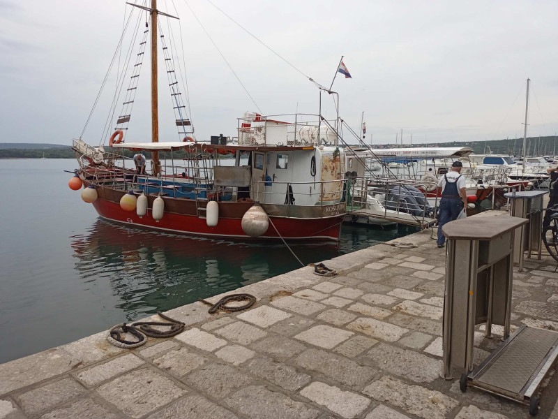 Uninhabited Island: Discover Plavnik with a Pirate Ship