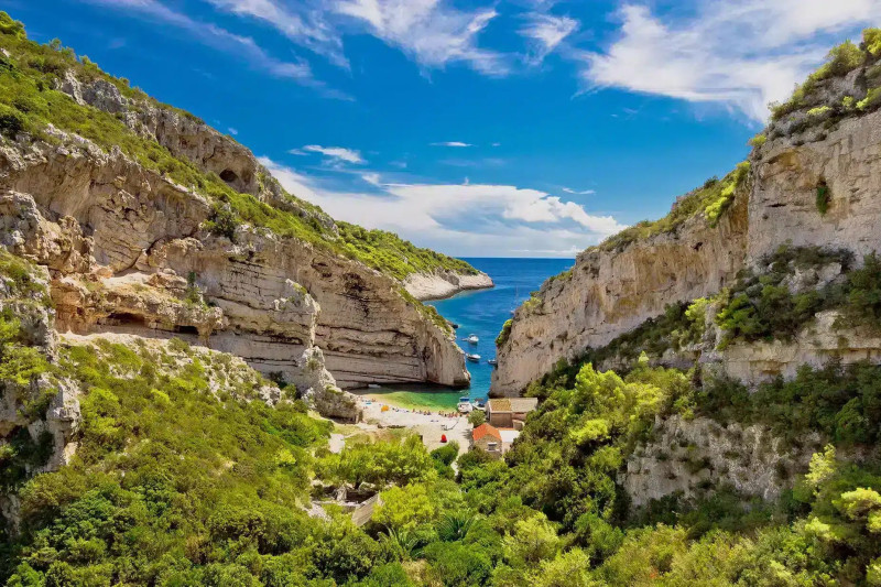 Obilazak Plave špilje - Netaknuta priroda