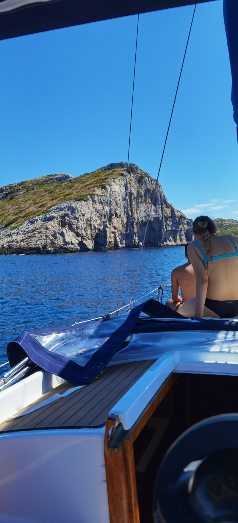Iz Zadra : Cjelodnevna jedriličarska tura – otok Ugljan